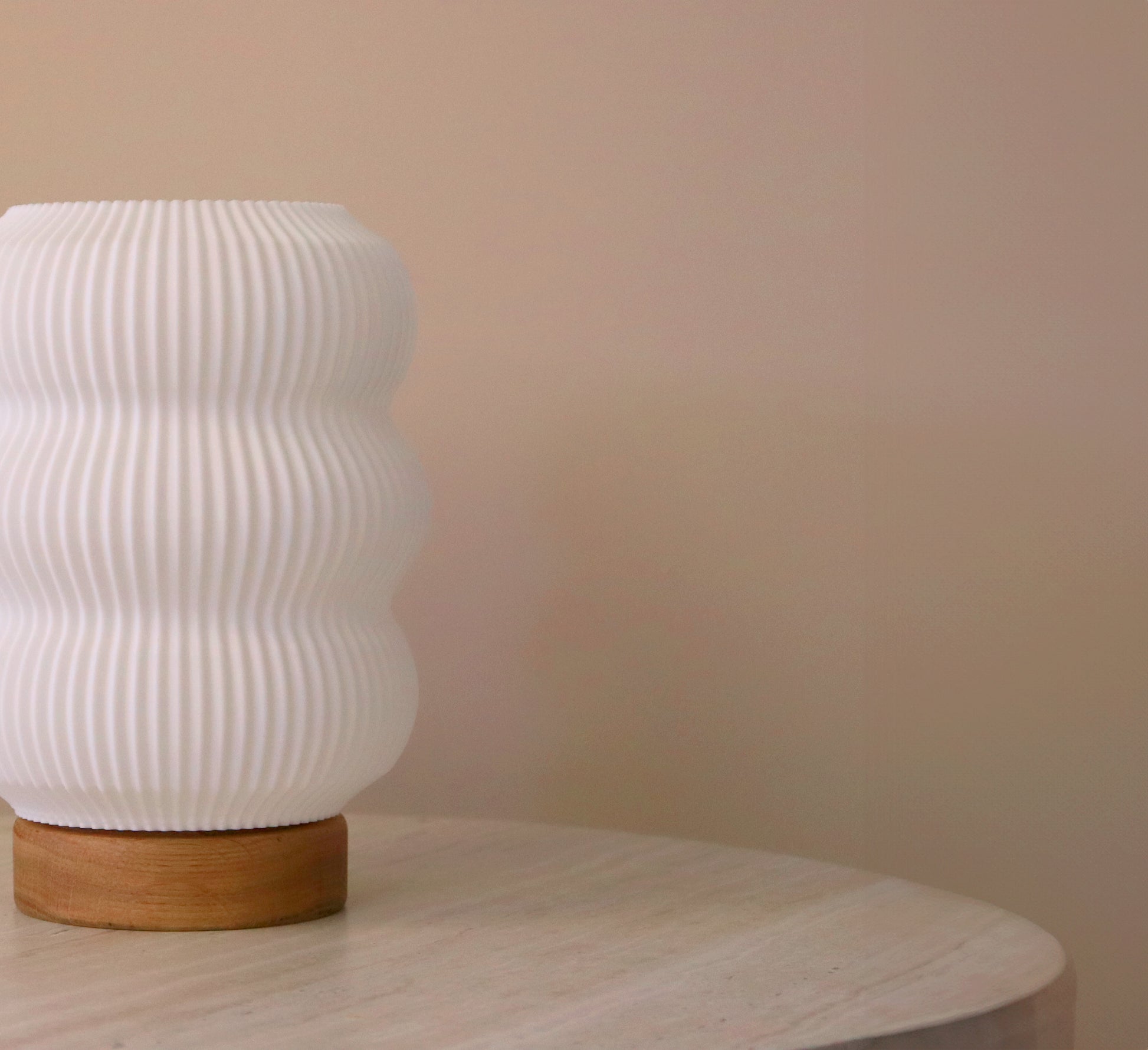 MIKA oak table lamp