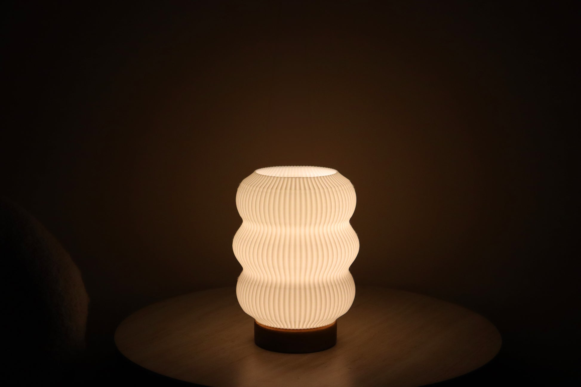 MIKA oak table lamp
